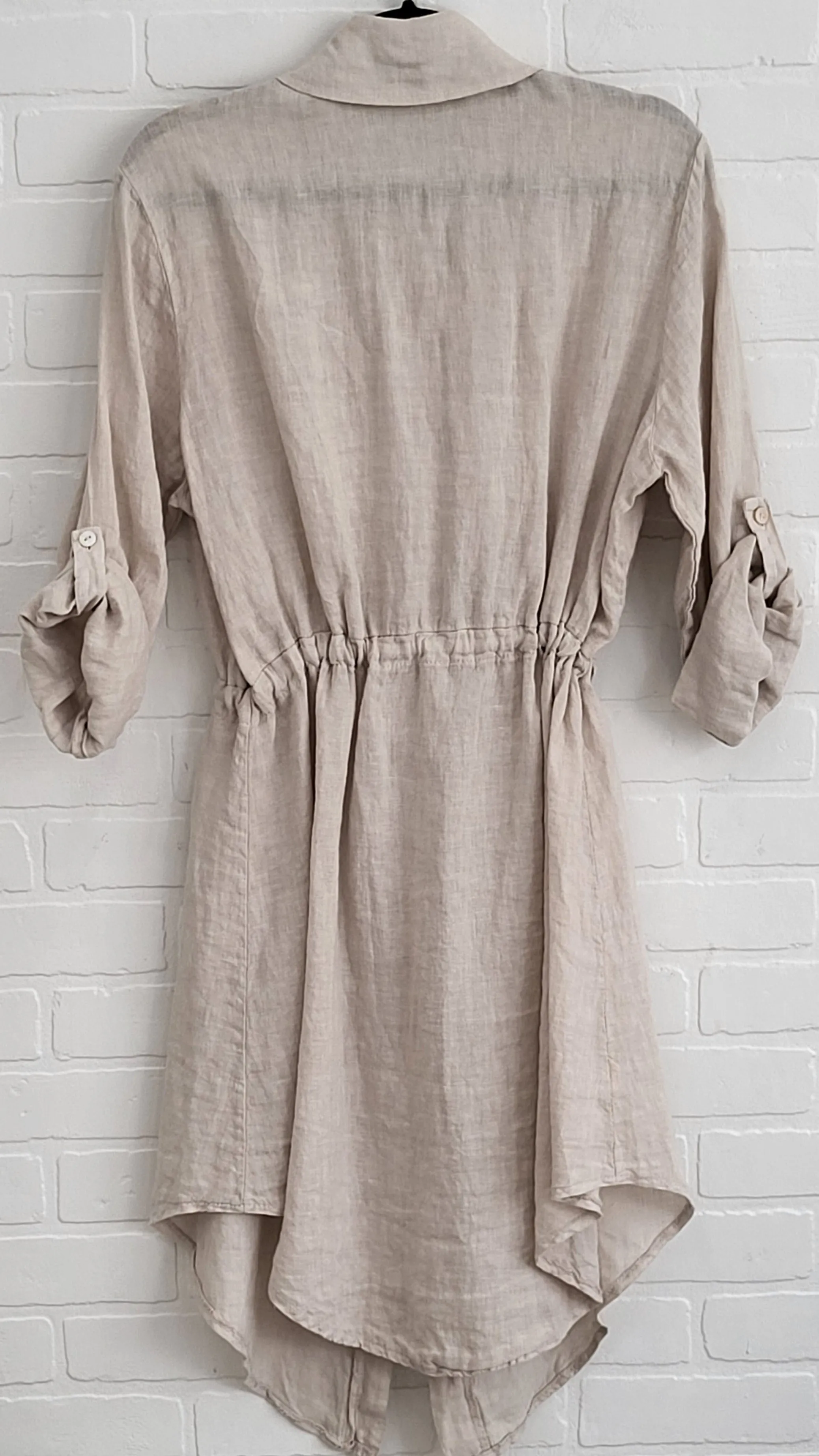 Anyma Linen Tunic
