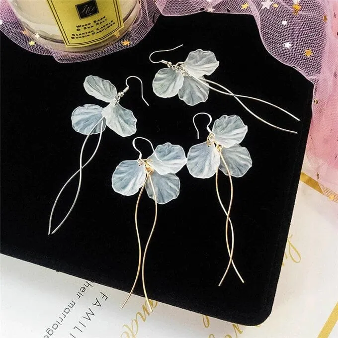 Floral Petals Dangle Earrings, Wedding Dainty Style Earrings, White Flower Bridal Earrings, Bridesmaid Flower Earrings