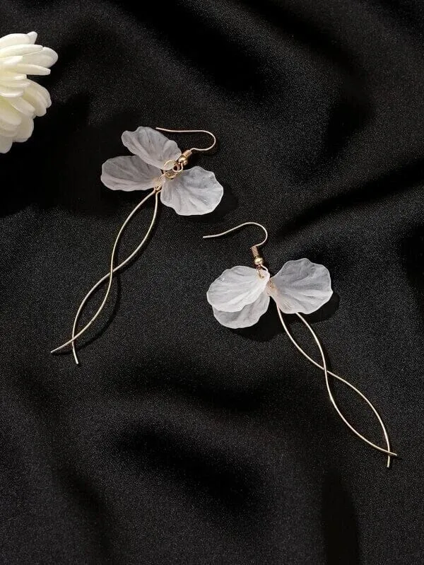 Floral Petals Dangle Earrings, Wedding Dainty Style Earrings, White Flower Bridal Earrings, Bridesmaid Flower Earrings