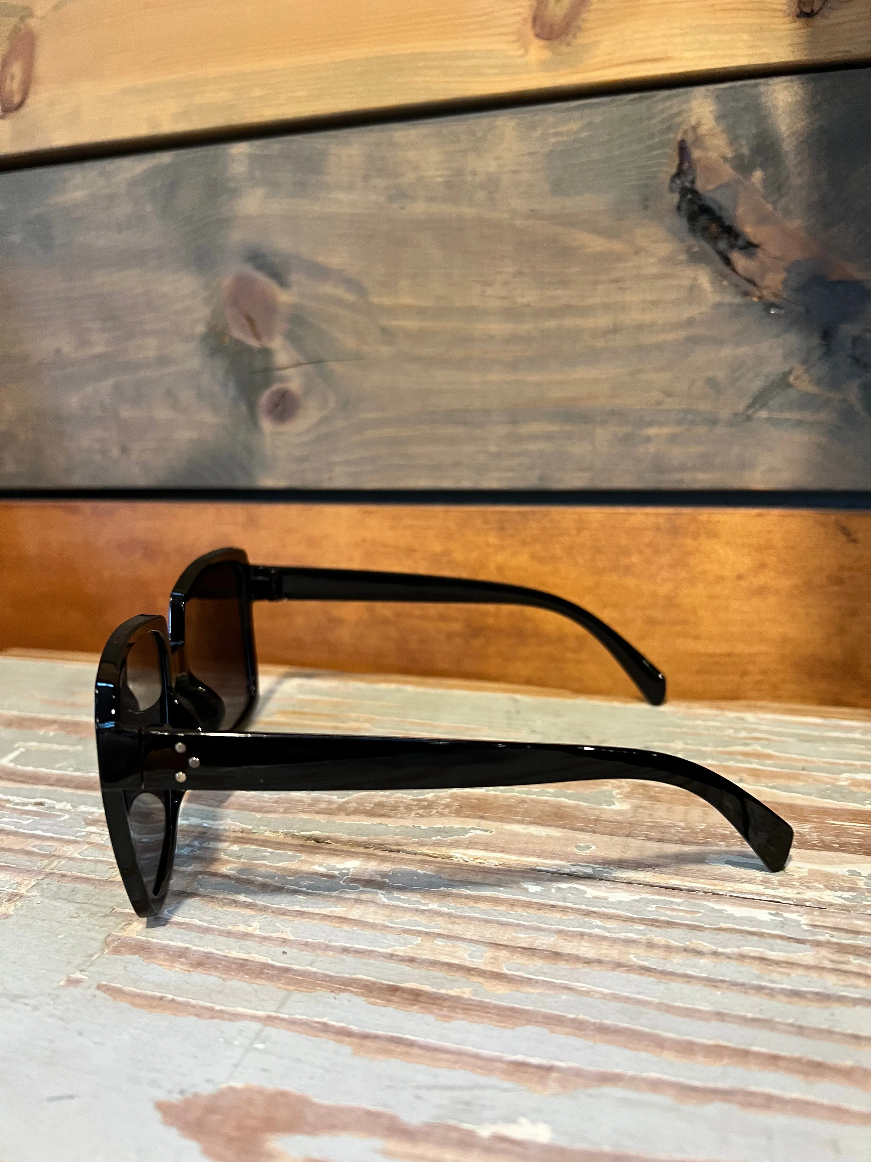 Sunglasses || Maya