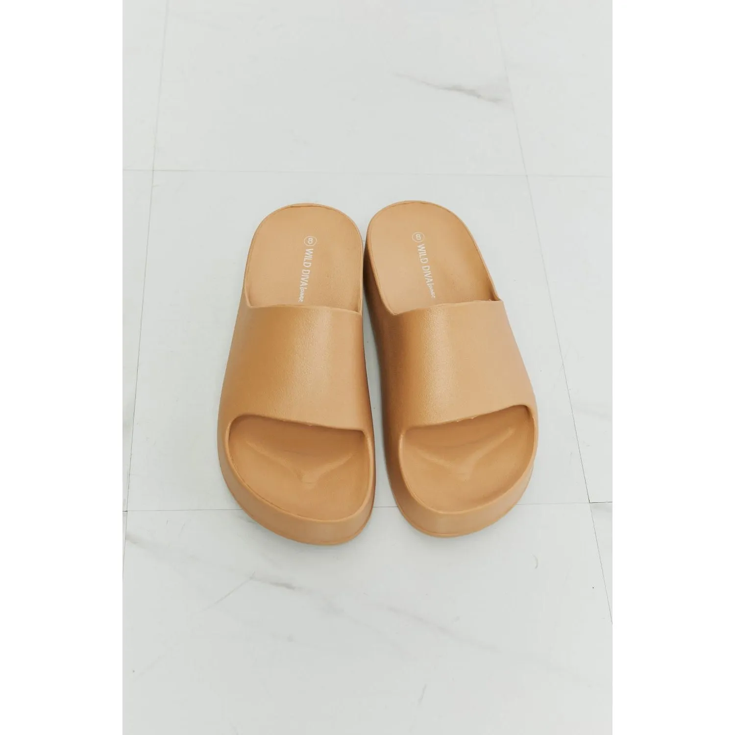 WILD DIVA Summer Feels Platform Slide